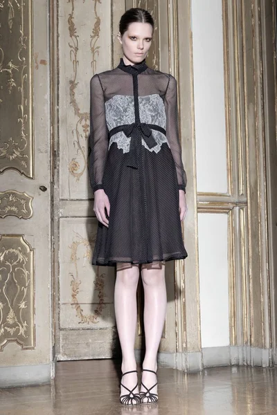 Look 5